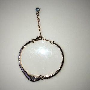 NWOT: Gold Collapse Bracelet w/Emerald Stone